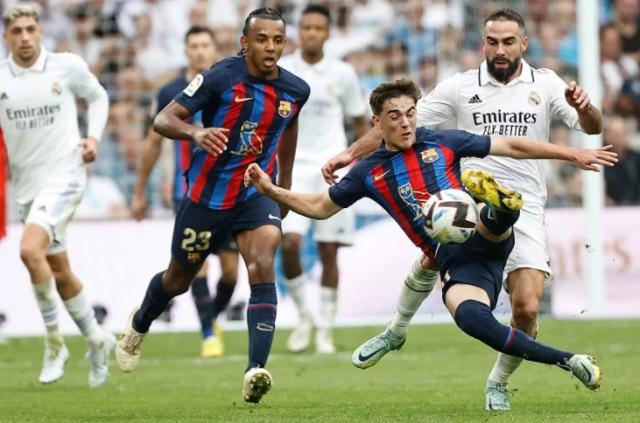 腾讯体育全站入口-巴萨的问题是哈维？裁判？伤病？老将？双边锋或体能？